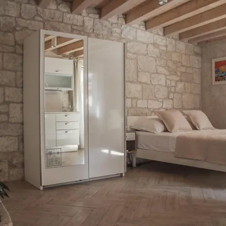 Apartament Marcantun Spalatum In Diocletian Palace