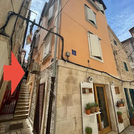 Marcantun Spalatum In Diocletian Palace Διαμέρισμα