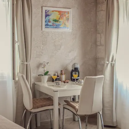 Marcantun Spalatum In Diocletian Palace Διαμέρισμα