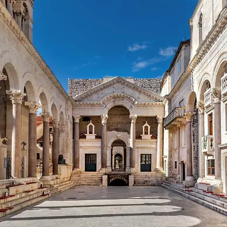 Lägenhet Marcantun Spalatum In Diocletian Palace *