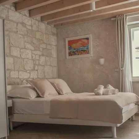 Marcantun Spalatum In Diocletian Palace * 스플리트