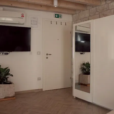 아파트 Marcantun Spalatum In Diocletian Palace